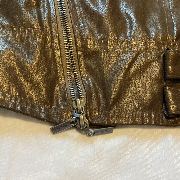 Bisou Bisou sheen look Moto jacket size L but runs small - Picture 9 of 12